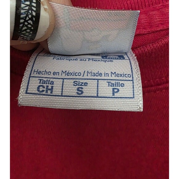 Vintage Peanuts Holiday T-Shirt Size Small Charlie Brown Snoopy Christmas - Picture 2 of 8